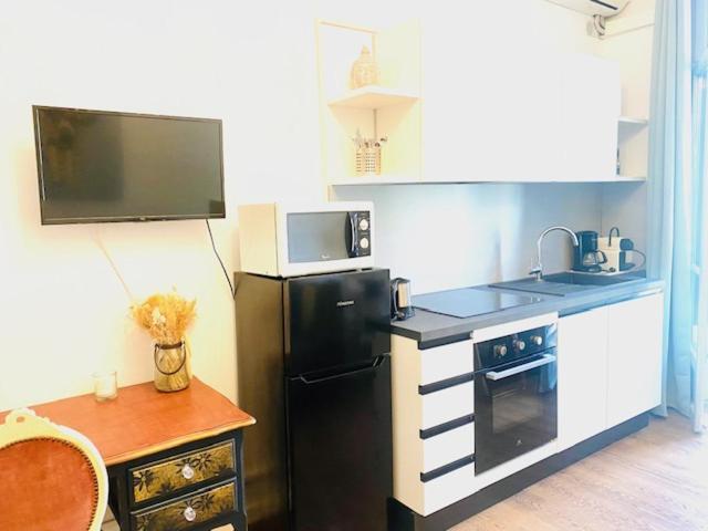 Apartmán Les Fleurs Astoria Menton Exteriér fotografie